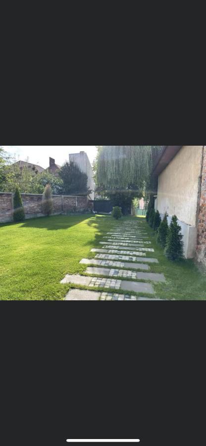 Hotel Aleea Teilor Cimpulung Exteriér fotografie